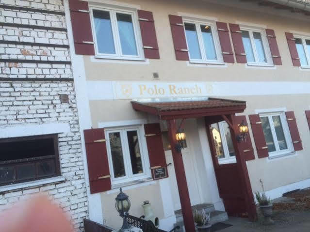 هالبرغموس Airport Hostel المظهر الخارجي الصورة