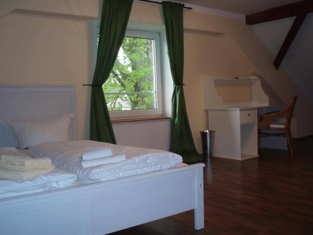 هالبرغموس Airport Hostel المظهر الخارجي الصورة
